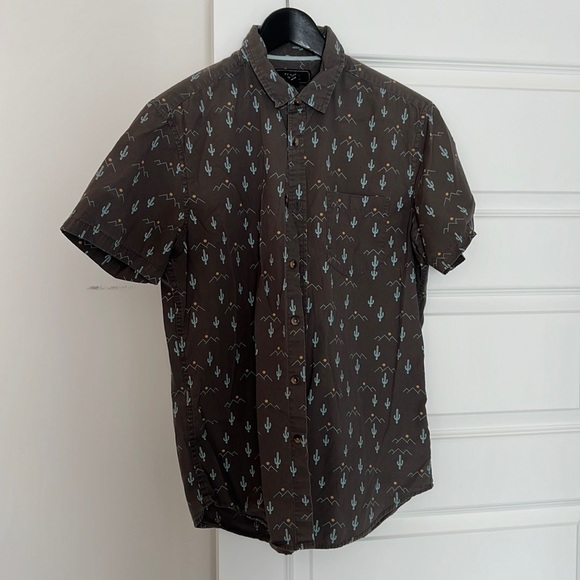 5x Resort Shirt Bundle - Picture 9 of 14